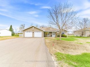 47 Cameron St, Whitewater Region, ON K0J 1C0
