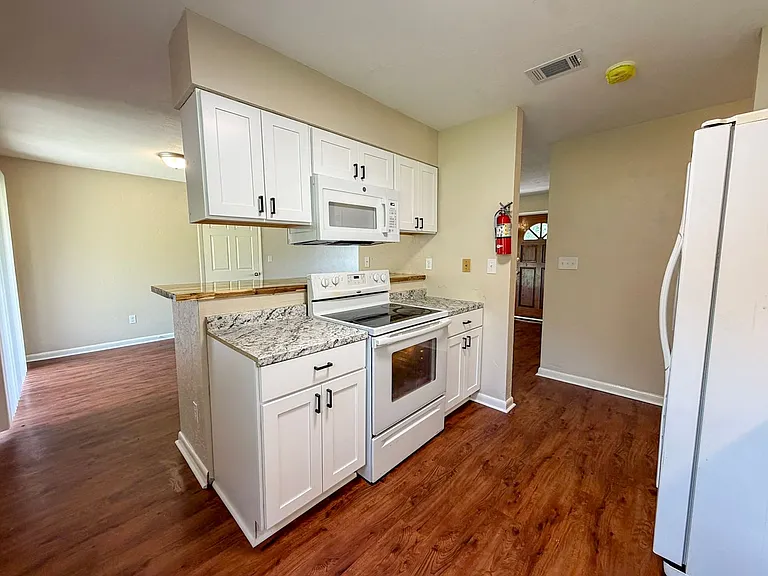 13625 NW 141st Pl — Photo 11