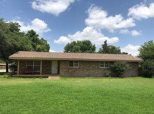 1601 E Davis Ave, Weatherford, OK 73096