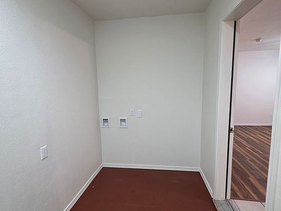 3rd image of 1863 17th St #15456