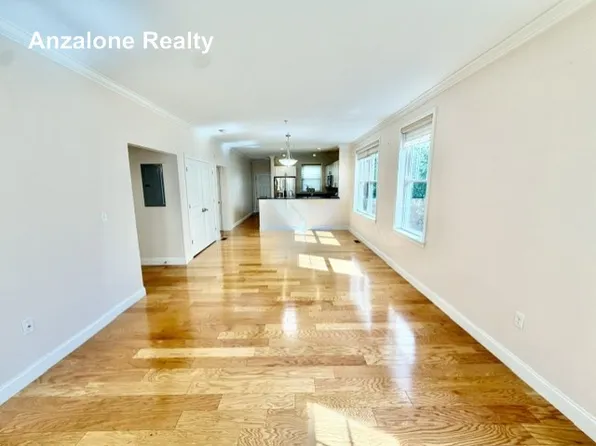 855 Main St Unit 33, Woburn, MA 01801