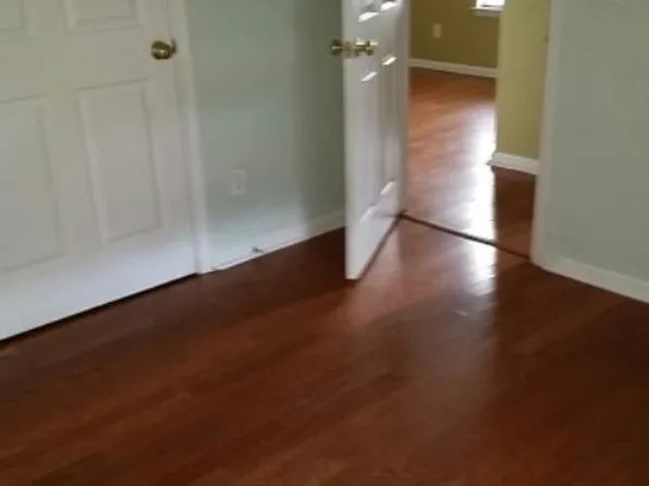 24 Binnacle Ln, Port Wentworth, GA 31407