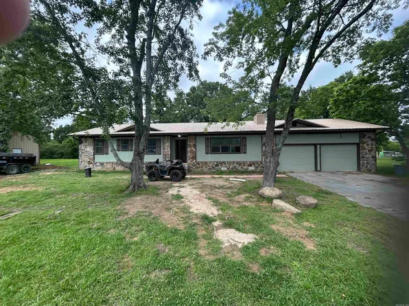 308 SW 2nd St, Russell, AR 72139