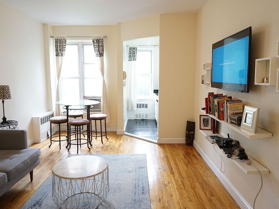 1st image of 240 E 89th St APT 3B