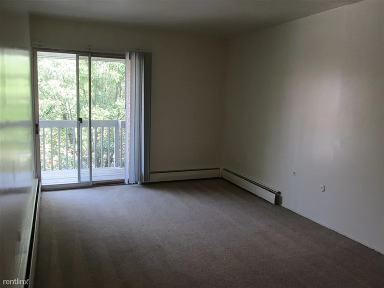 404 W Forest Ave — Photo 28