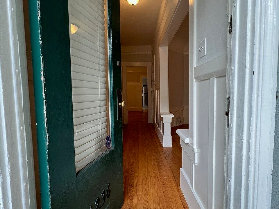 1st image of 1236 Chestnut St