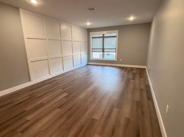 4201 Bergen Turnpike image 1 of 9