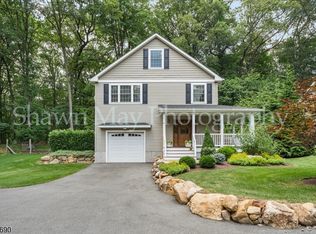 14 Wildwood Ter, Denville, NJ 07834