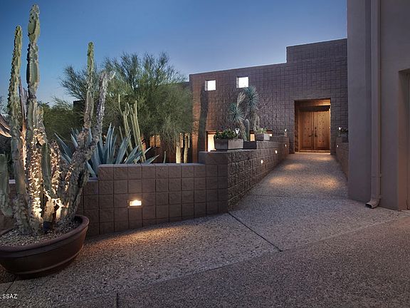 2nd image of 6515 N Ventana Canyon Dr