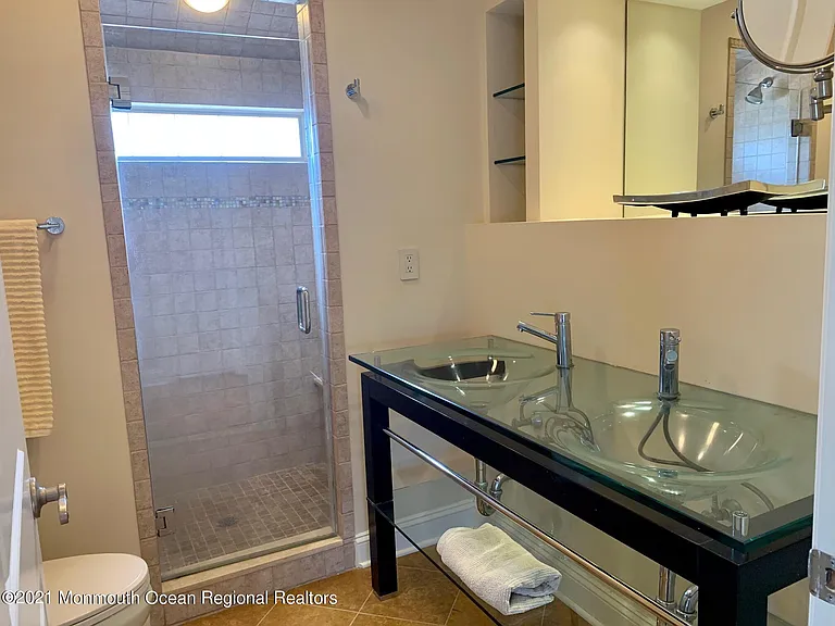 919 N Ocean Ave — Photo 31