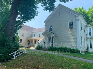 11 Gilchrest St APT 6, Thomaston, ME 04861