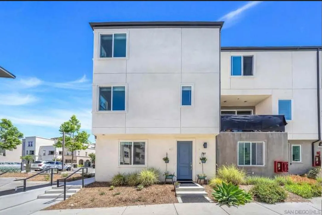 1 bed, $1,600 — Photo 2