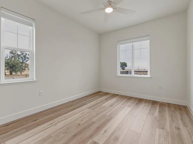 4065 Maddy Ave — Photo 21