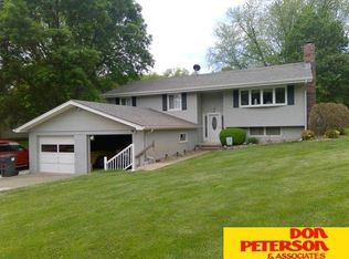 1141 Riverview Rd, Fremont, NE 68025