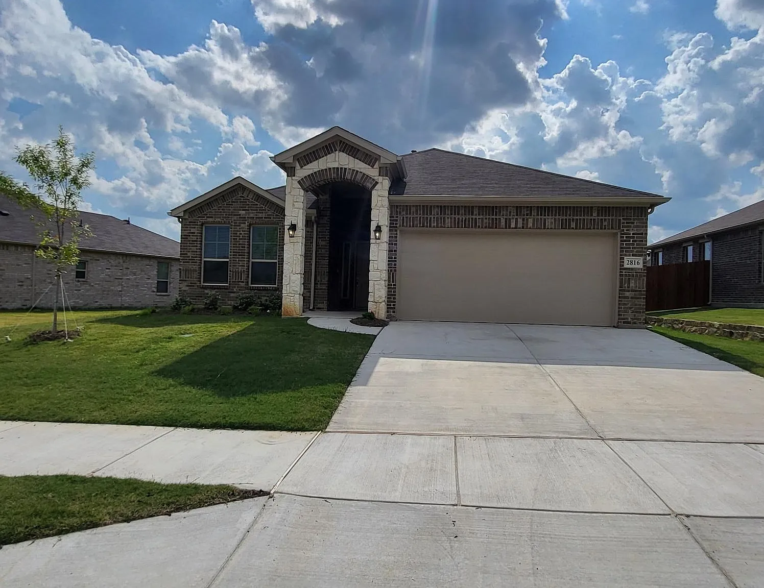 3 bed, 1831 sqft, $2,250 — Photo 2