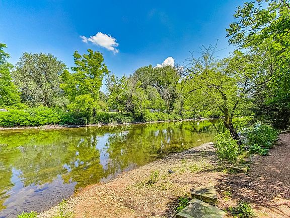 4th image of 530 River Front Cir Unit 607