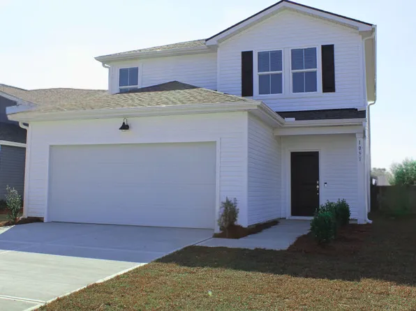 1053 High Tide St SE, Bolivia, NC 28422