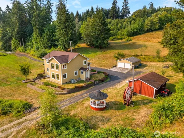 1136 Lincoln Creek Road SW, Rochester, WA 98579