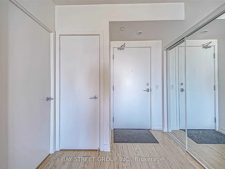 85 Wood St #Penthouse 07 — Photo 24