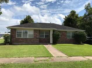 1103 Macarthur St, Rosenberg, TX 77471