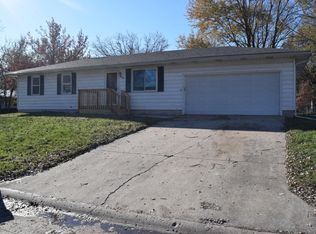 2617 Randy St, Mexico, MO 65265