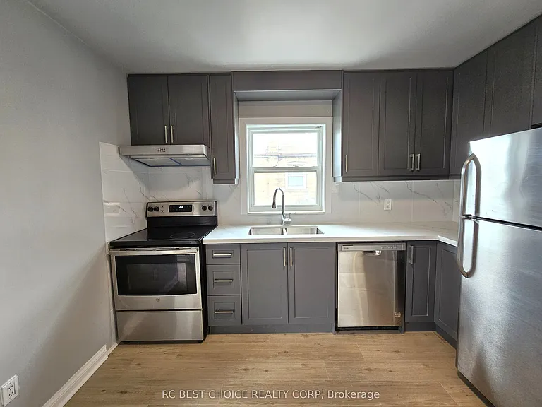 45 Mayall Ave #MAIN — Photo 13