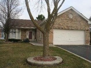 664 Dogleg Ln, Bartlett, IL