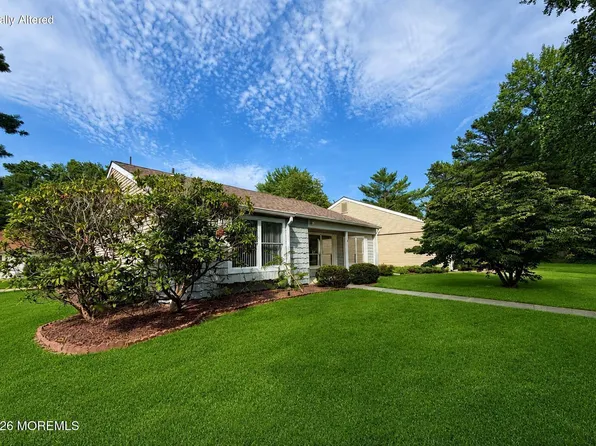 715A Wooton Court, Manchester, NJ 08759