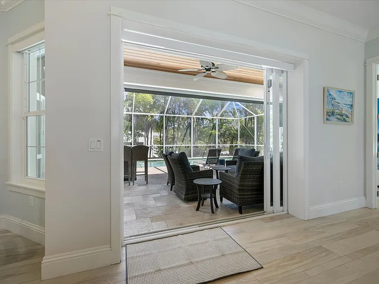 3919 Roberts Point Rd — Photo 18