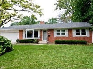 812 Howard St, St Charles, IL 60174