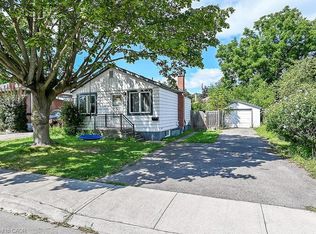 576 Rosseau Rd, Hamilton, ON L8K4T8