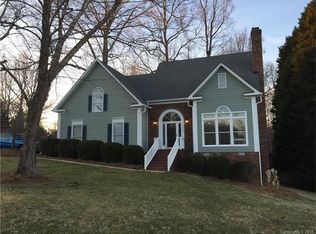2050 Pine Needle Ct, Gastonia, NC 28056
