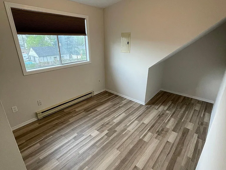 824 E Wabash Ave #B — Photo 17