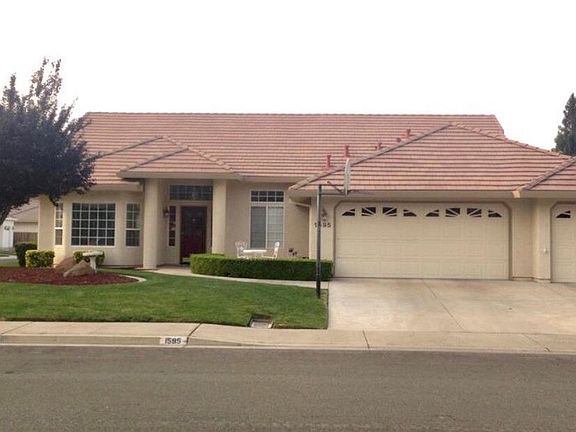 2nd image of 1595 Messina Dr