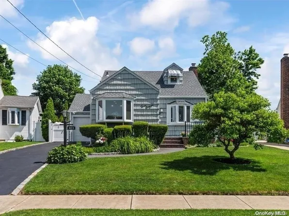311 Lorraine Street, North Bellmore, NY 11710