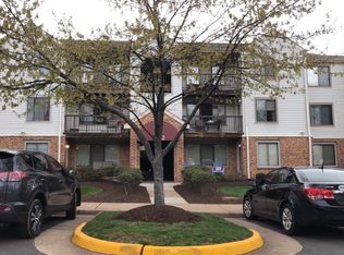 9562 Cannoneer Ct APT 102, Manassas, VA 20110