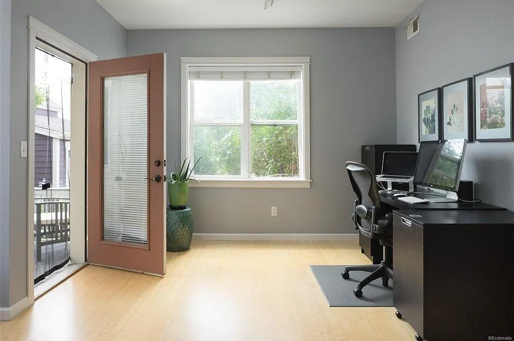 1 bed, 792 sqft, $2,190 — Photo 3