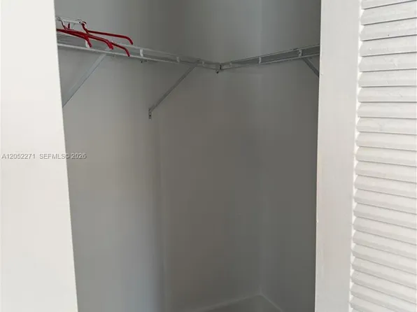 13889 SW 103rd Ln, Miami, FL 33186