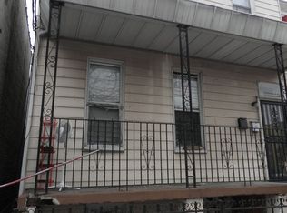 2542 45th St, Astoria, NY 11103
