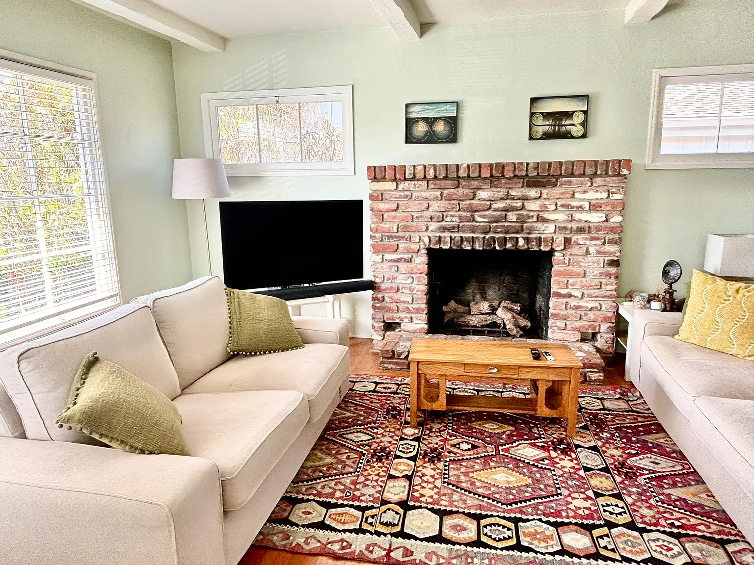 3 bed, 1500 sqft, $7,850 — Photo 1