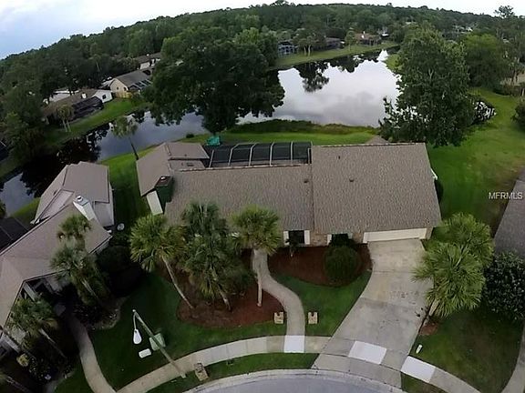 4th image of 913 Riverbend Blvd