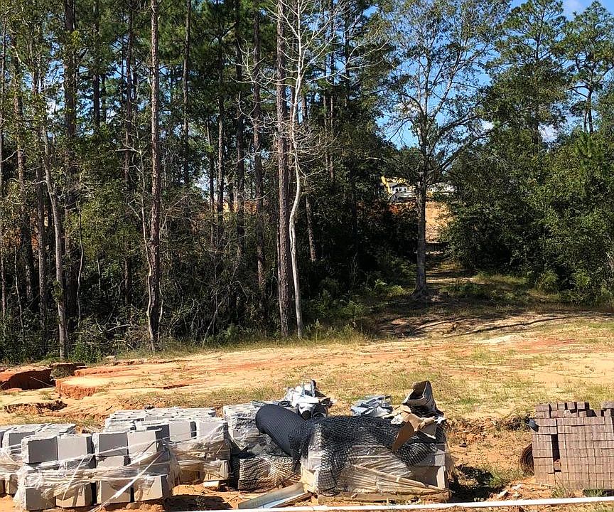 2nd image of 4514 Hermosa Rd