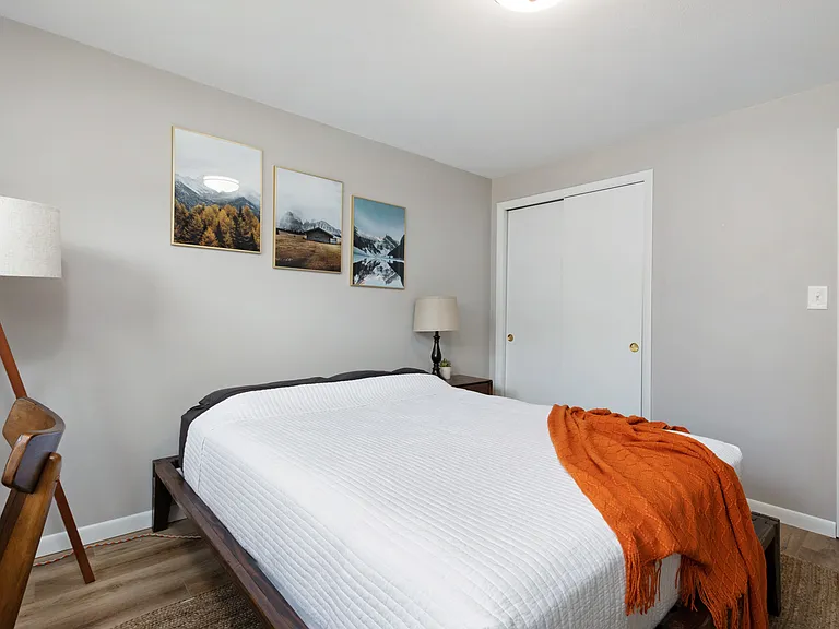 700 Sunset Ave #3 — Photo 9