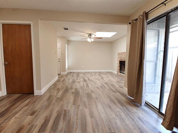 3rd image of 2319 Windy Pine Ln