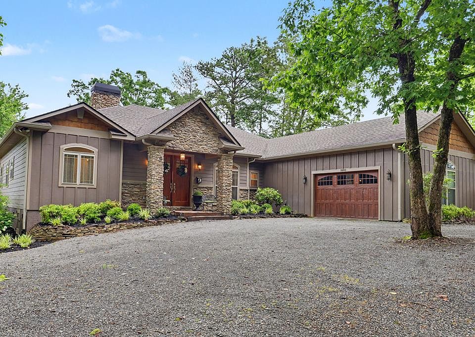 1st image of 1680 Stonecrest Cir