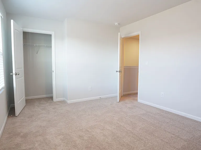 129 Cecil Rd — Photo 25