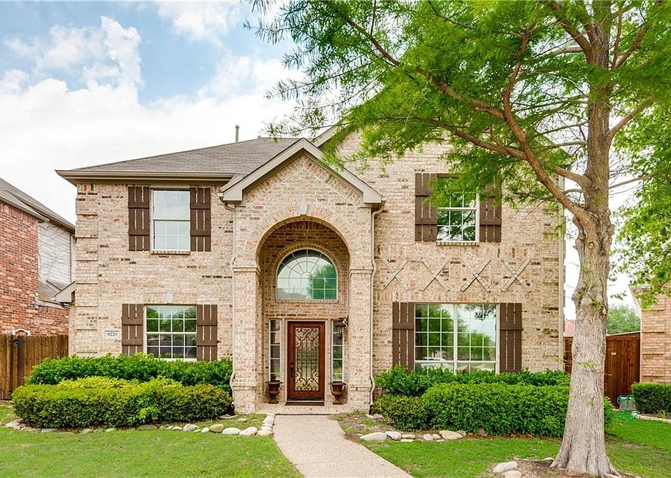 1st image of 9229 Blue Water Dr