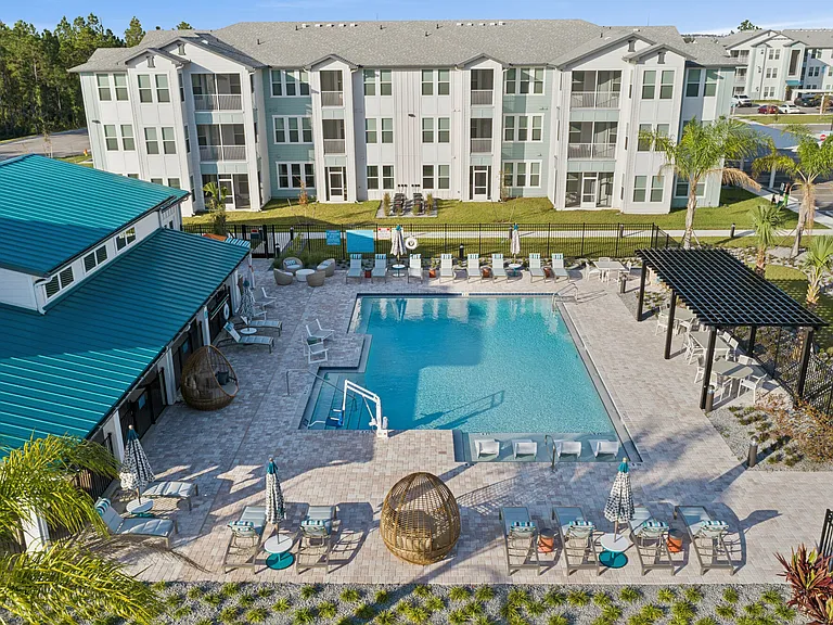 Alera at Hunters Glen — Photo 45