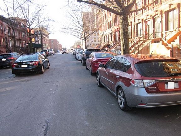 5th image of 353A Vernon Ave