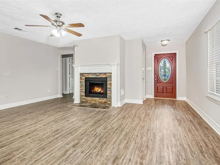 2611 Desert Sage Dr — Photo 4